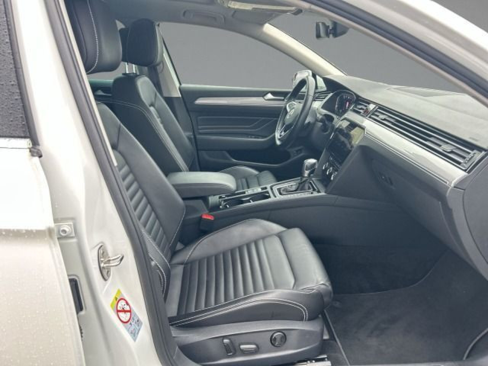 Volkswagen - Passat Variant_12