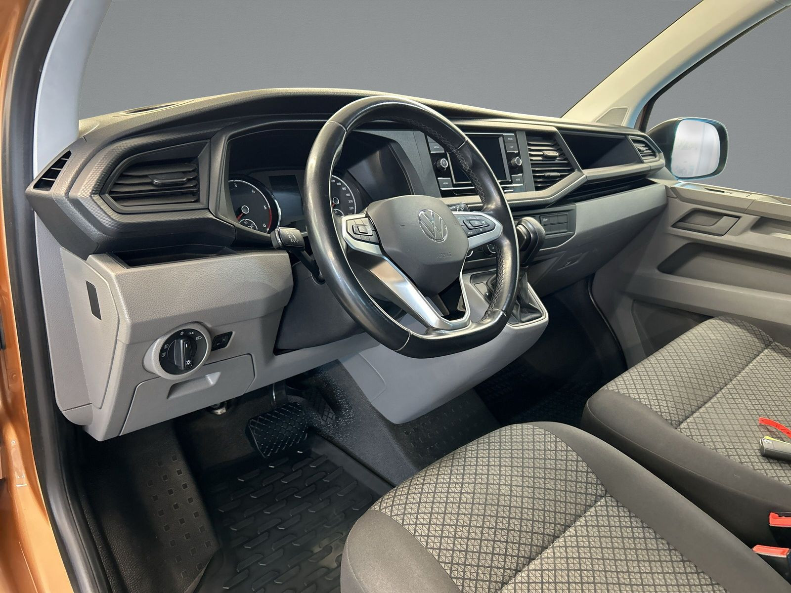 Volkswagen - T6.1 Caravelle_7