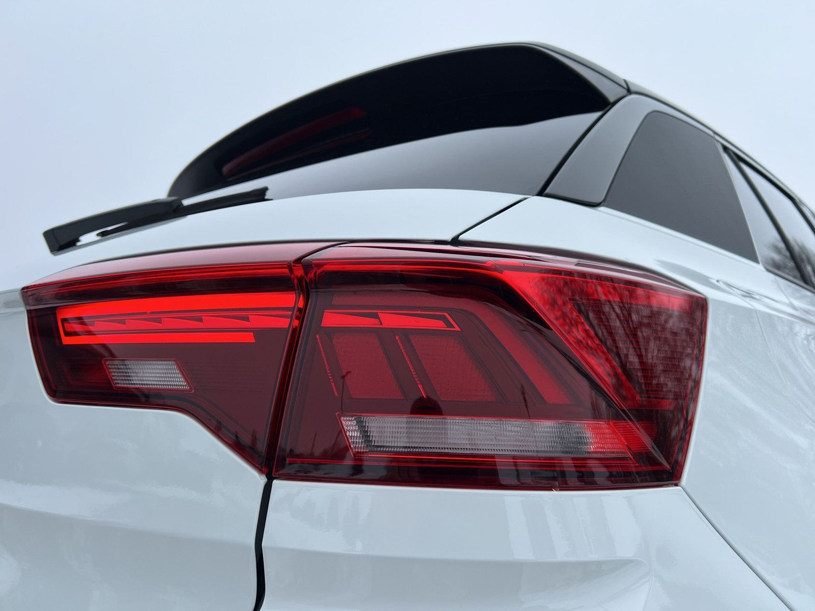 Volkswagen - T-Roc_37