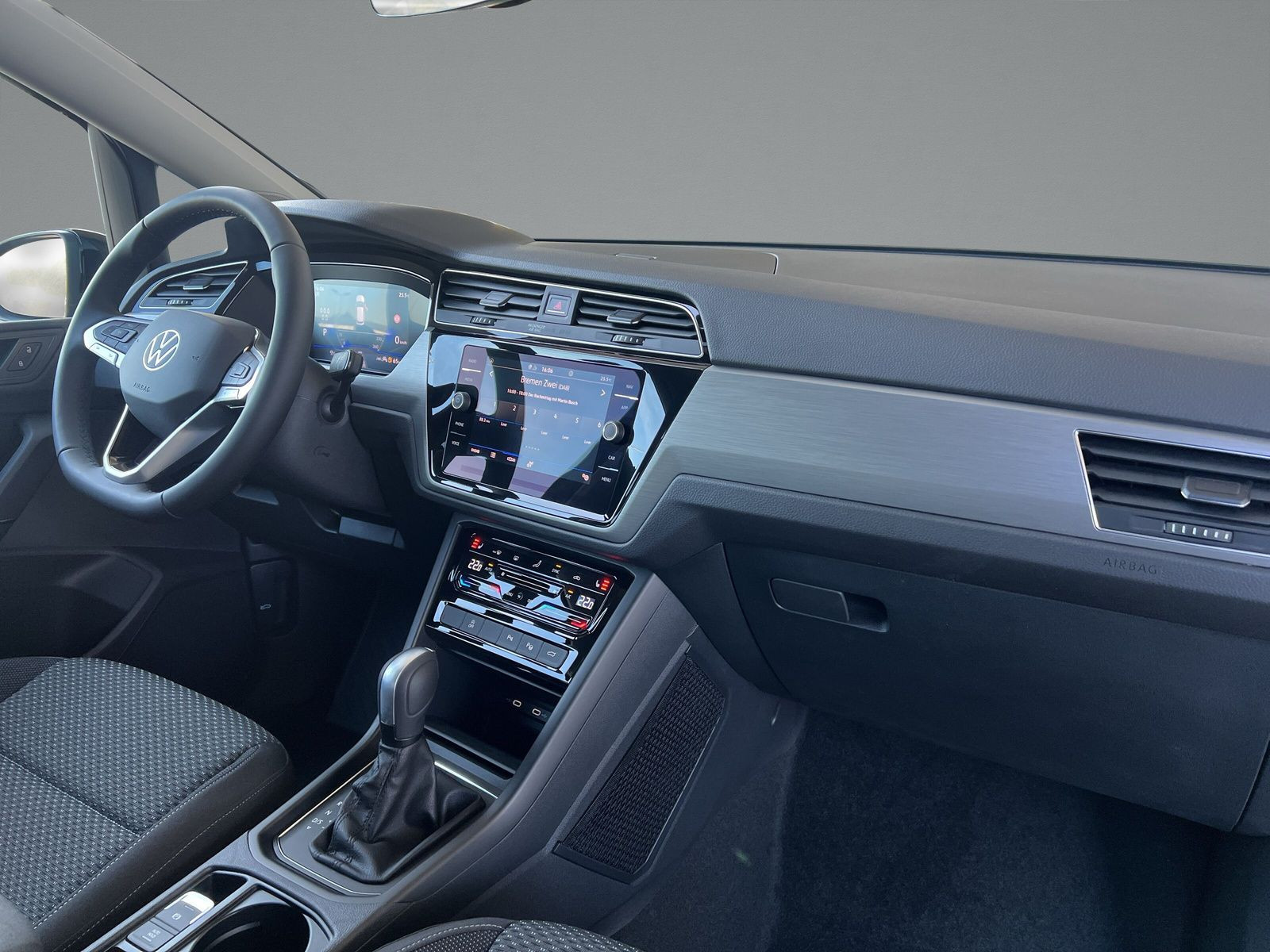 Volkswagen - Touran_14