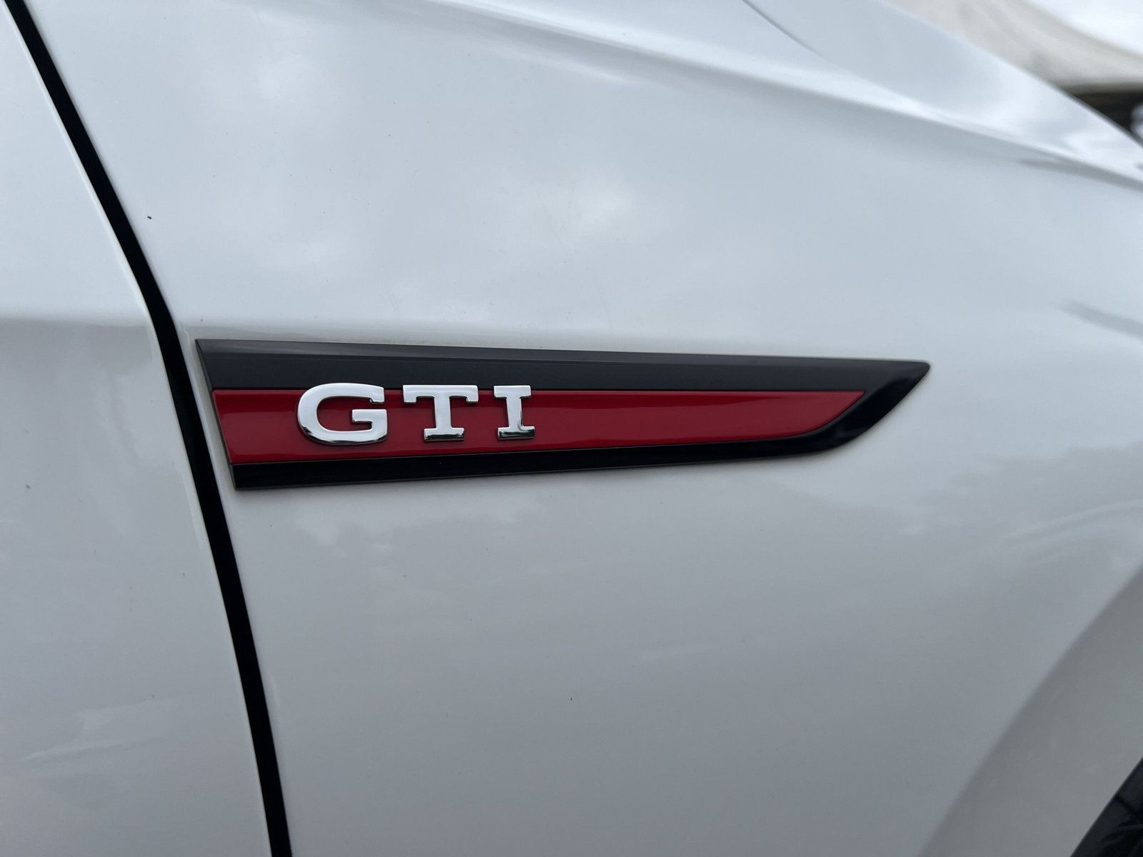Volkswagen - Golf GTI_31
