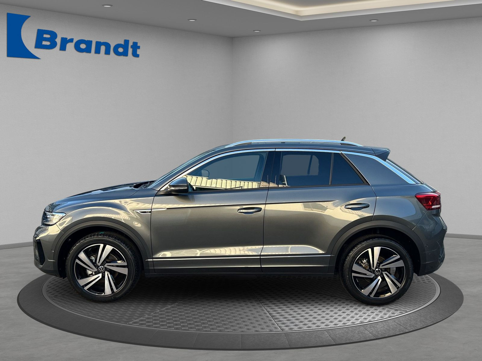 Volkswagen - T-Roc_2