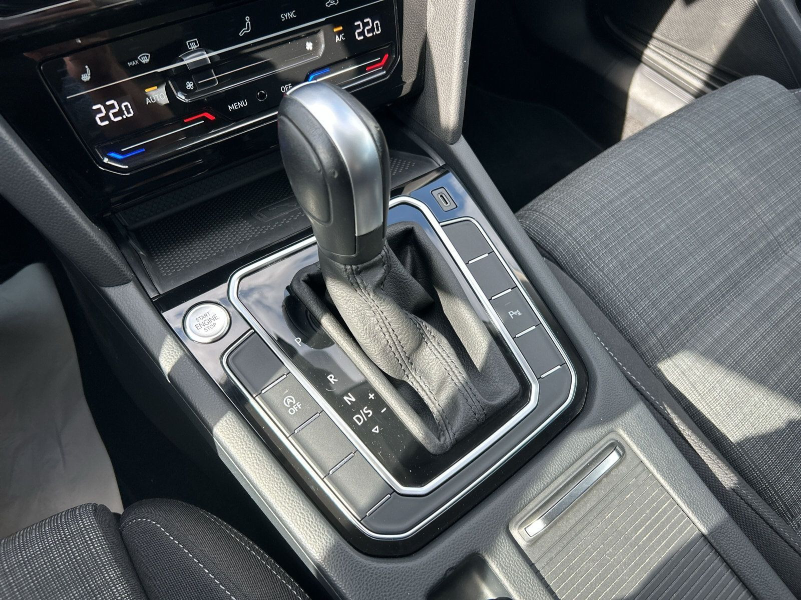 Volkswagen - Passat Variant_15