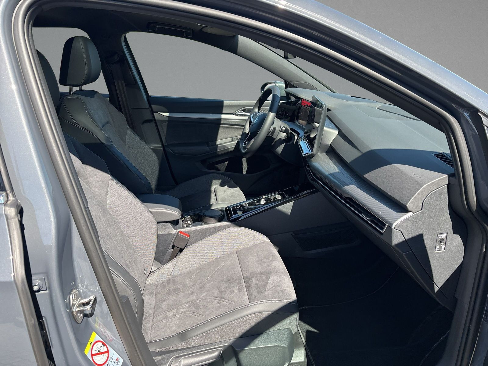 Volkswagen - Golf_13