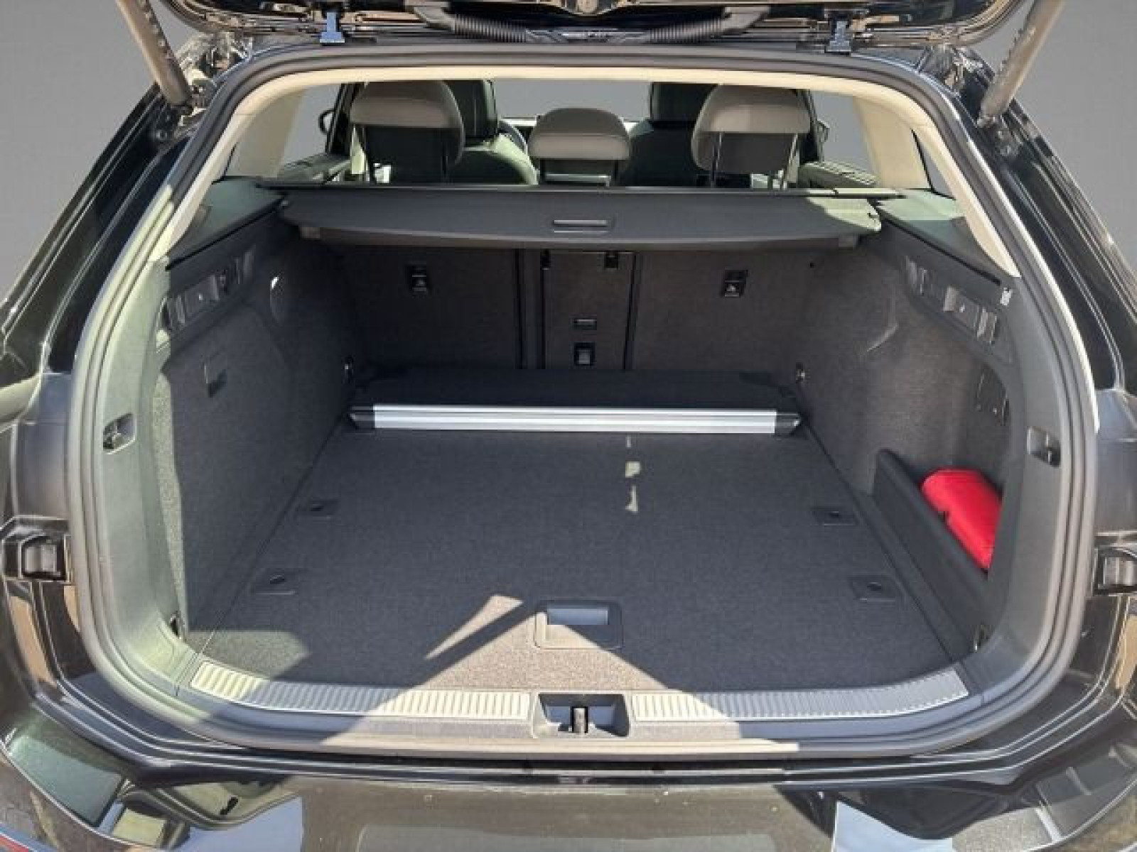 Volkswagen - Passat Variant_12