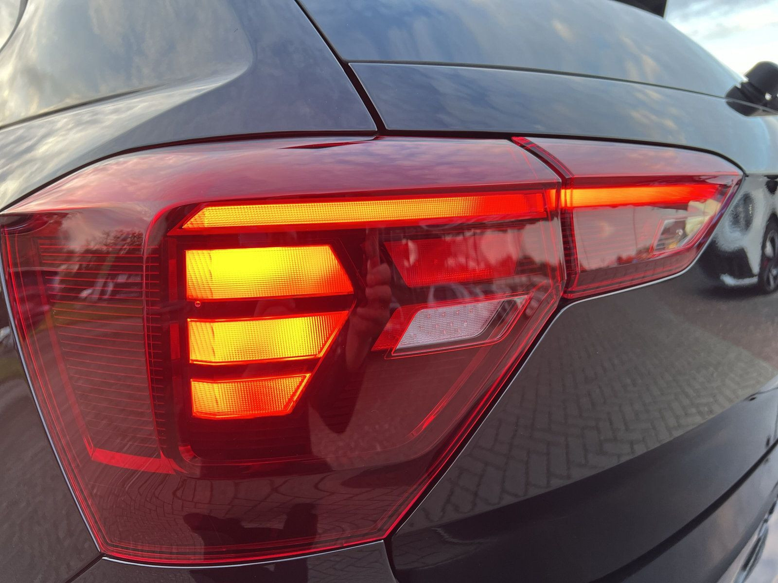 Volkswagen - Polo_36