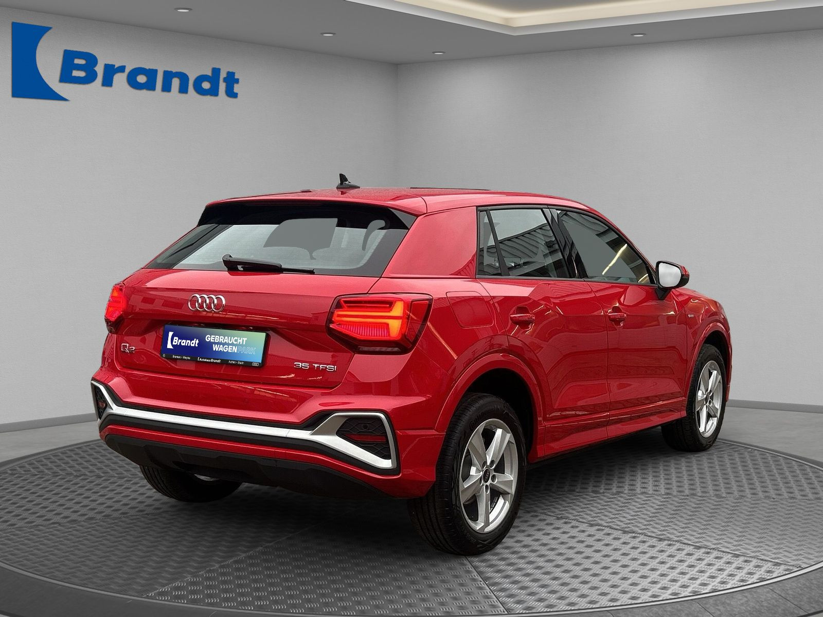 Audi - Q2_3