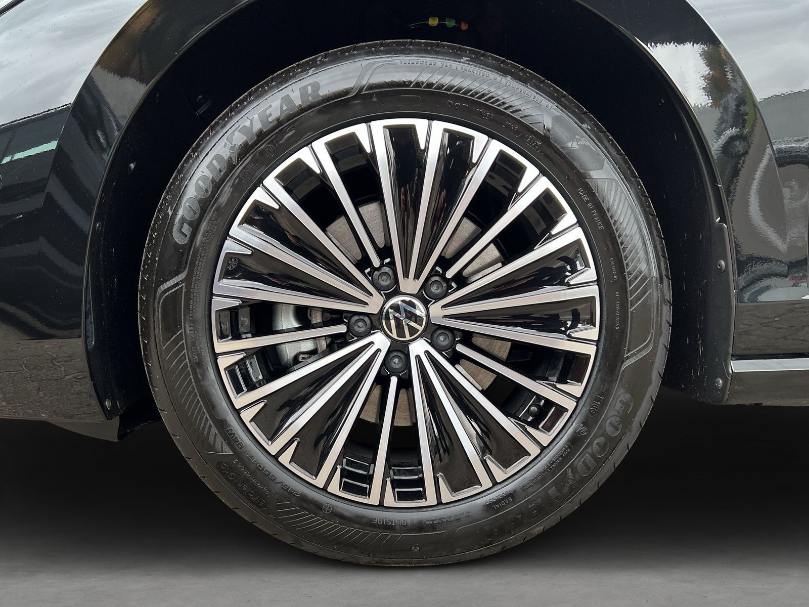 Volkswagen - Passat Variant_6