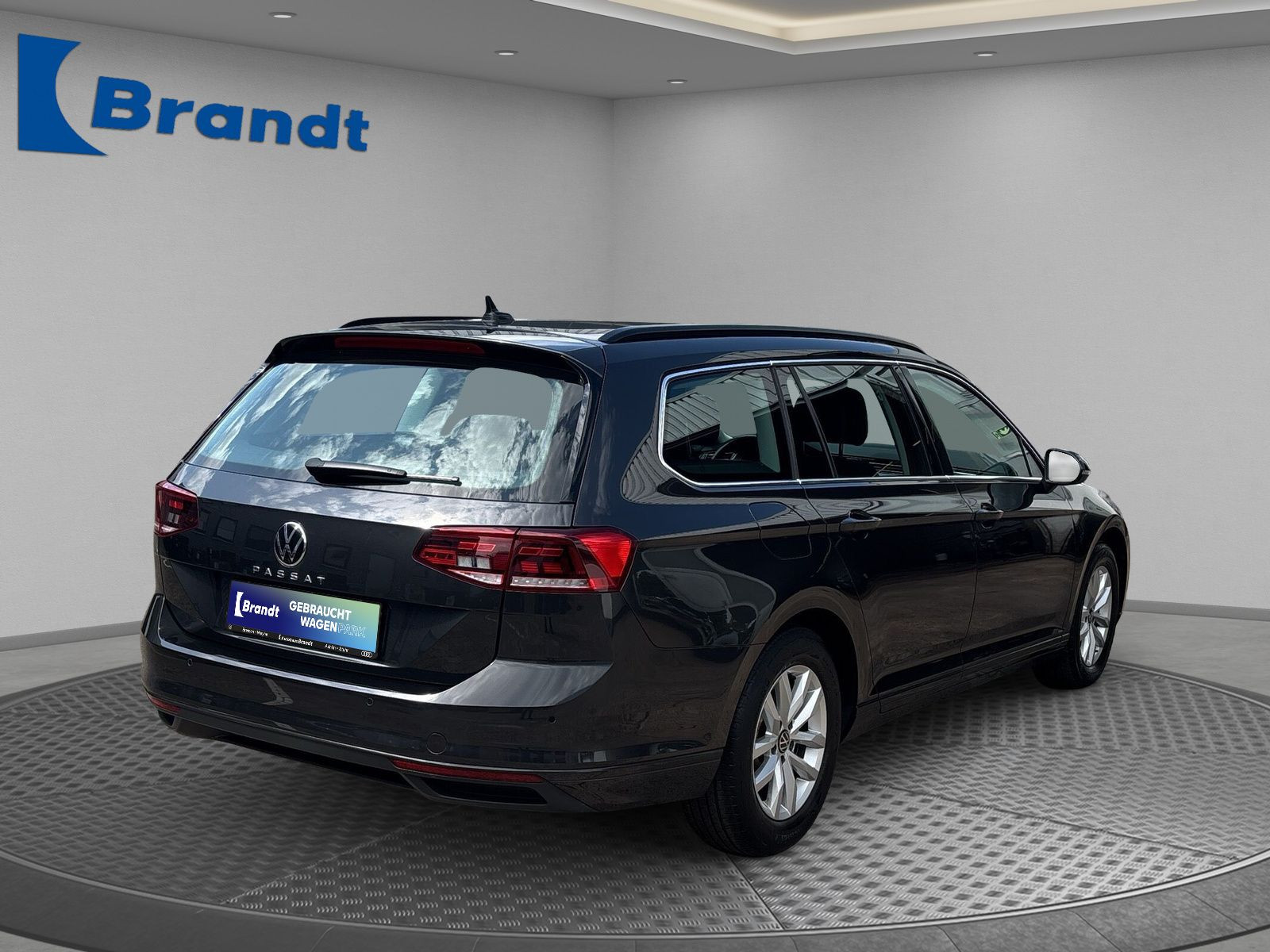 Volkswagen - Passat Variant_4