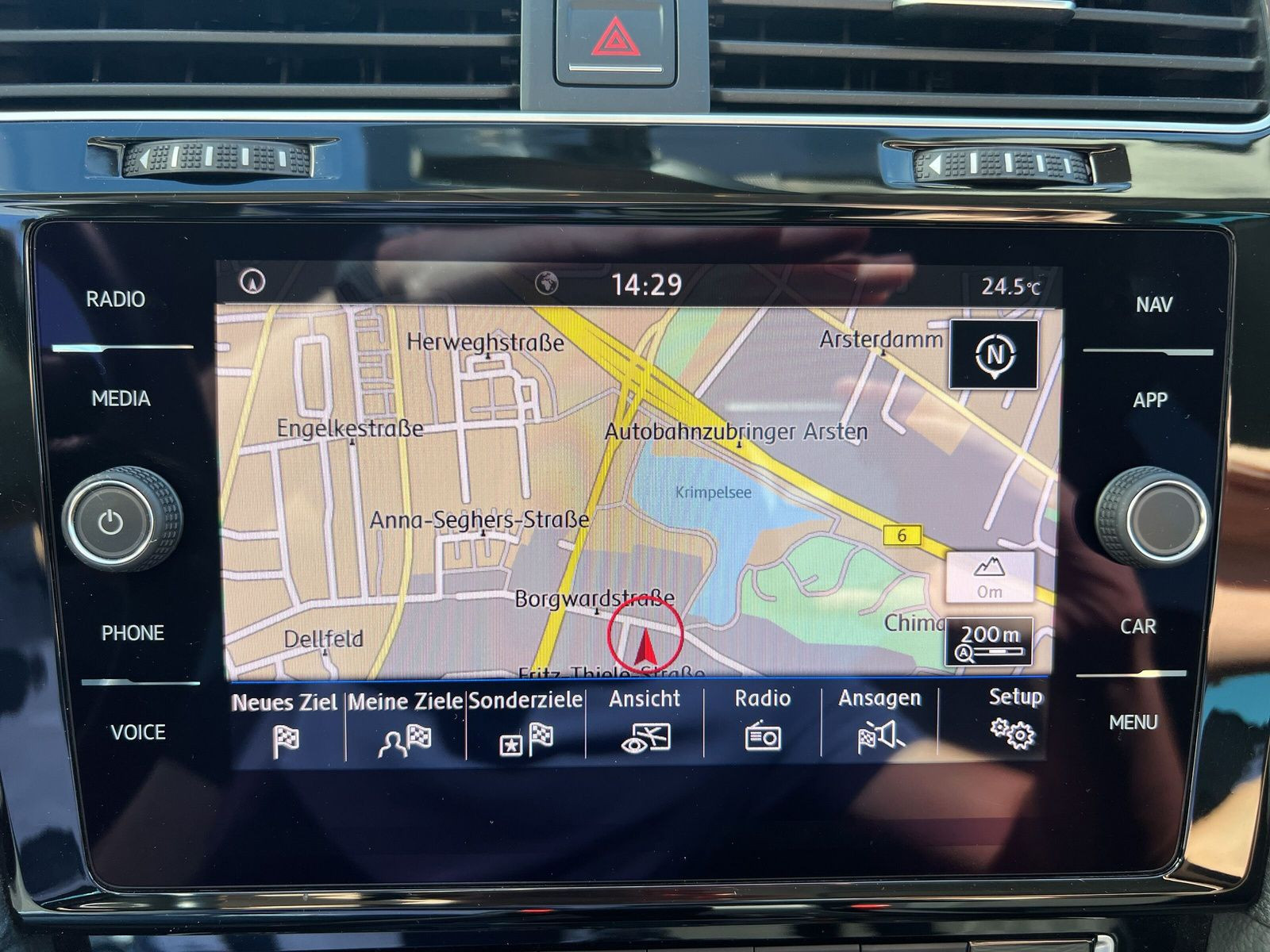 Volkswagen - Golf_19