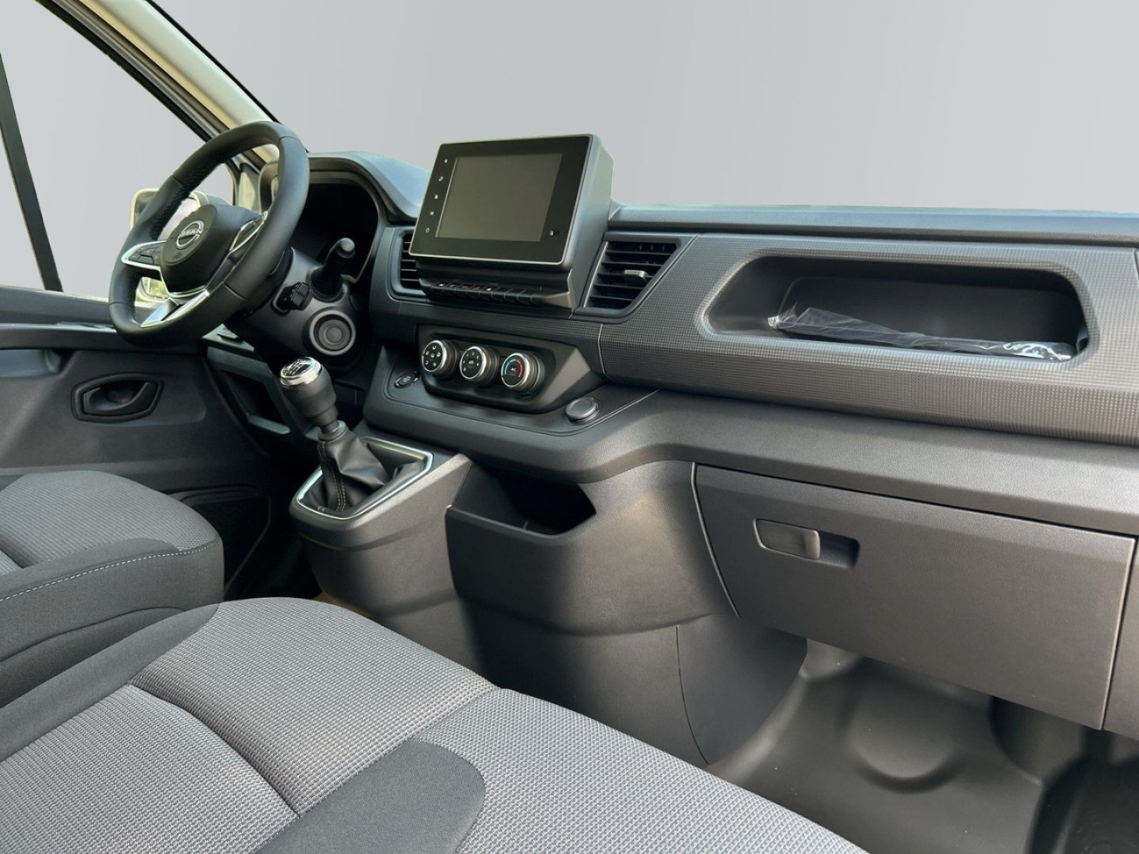 Nissan - Primastar_11