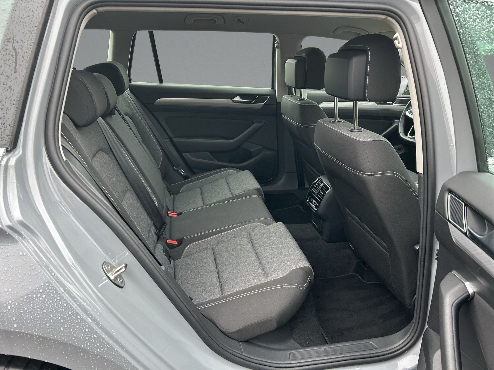 Volkswagen - Passat Variant_12