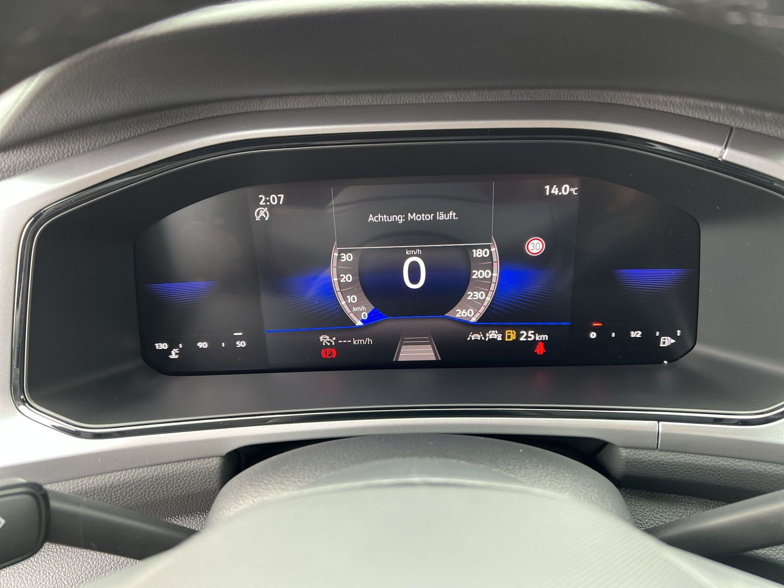 Volkswagen - T-Roc_22