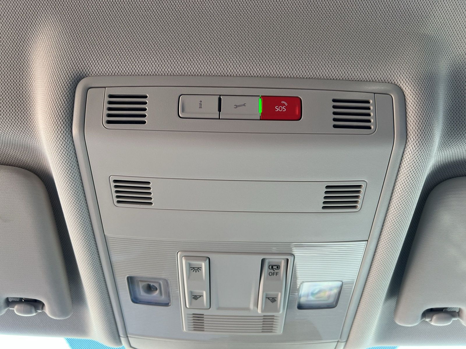 Volkswagen - T-Cross_36