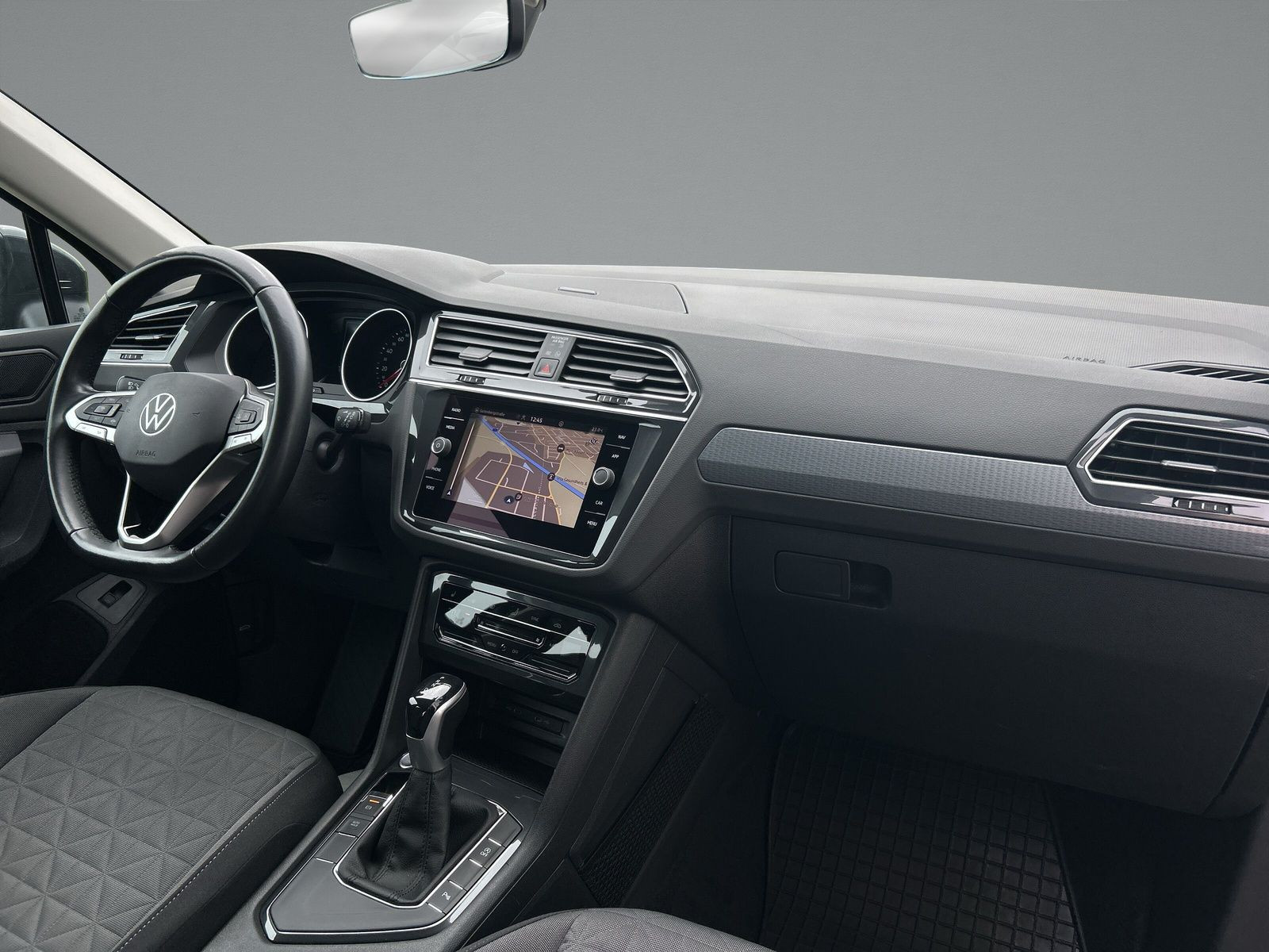 Volkswagen - Tiguan_14