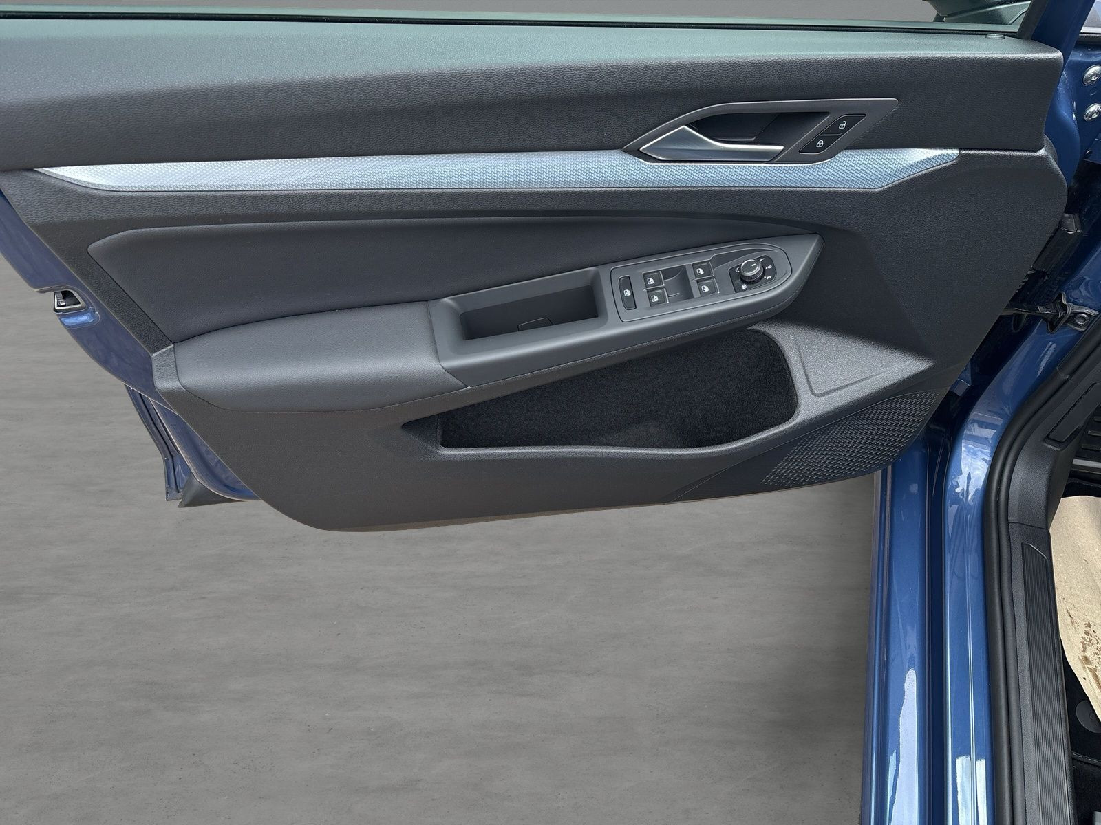 Volkswagen - Golf_23