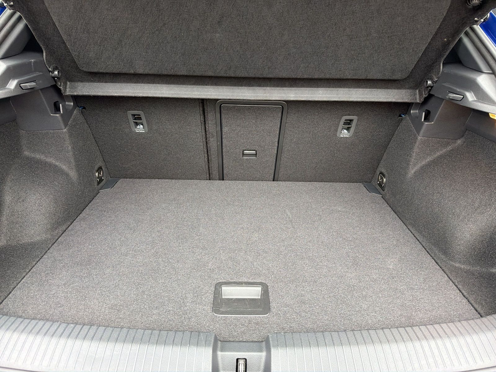 Volkswagen - T-Roc_12