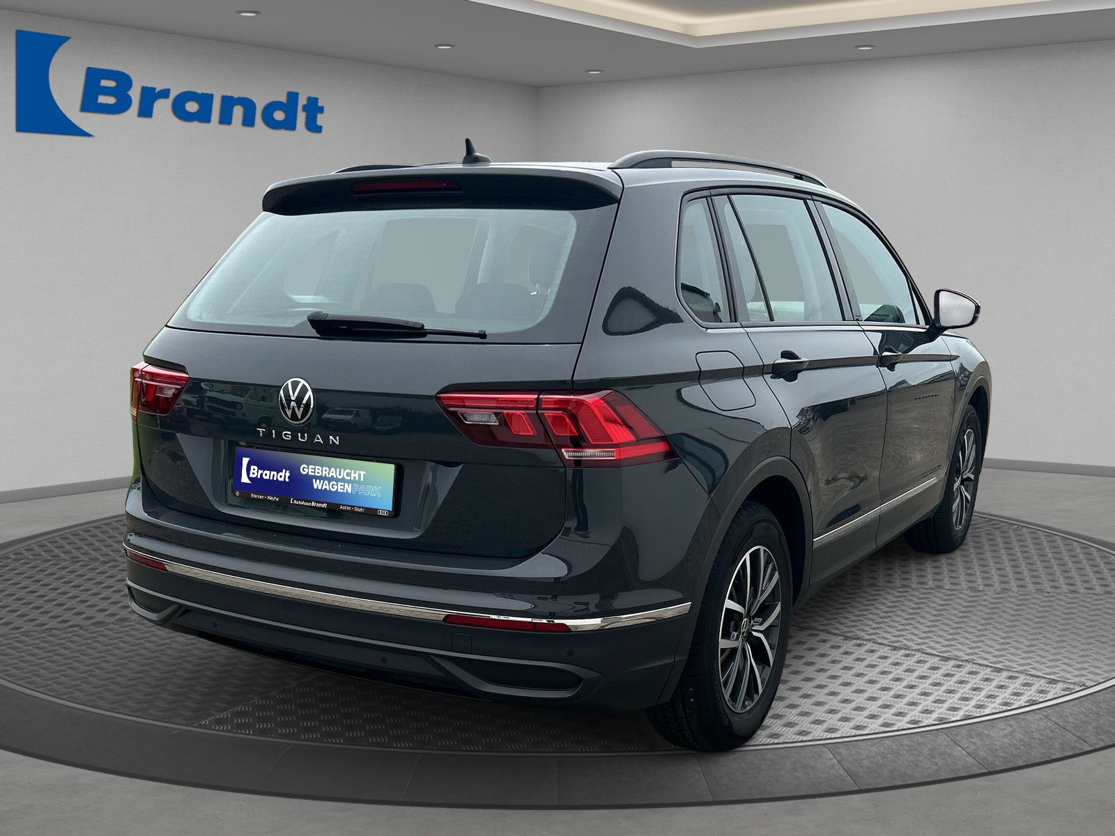 Volkswagen - Tiguan_4