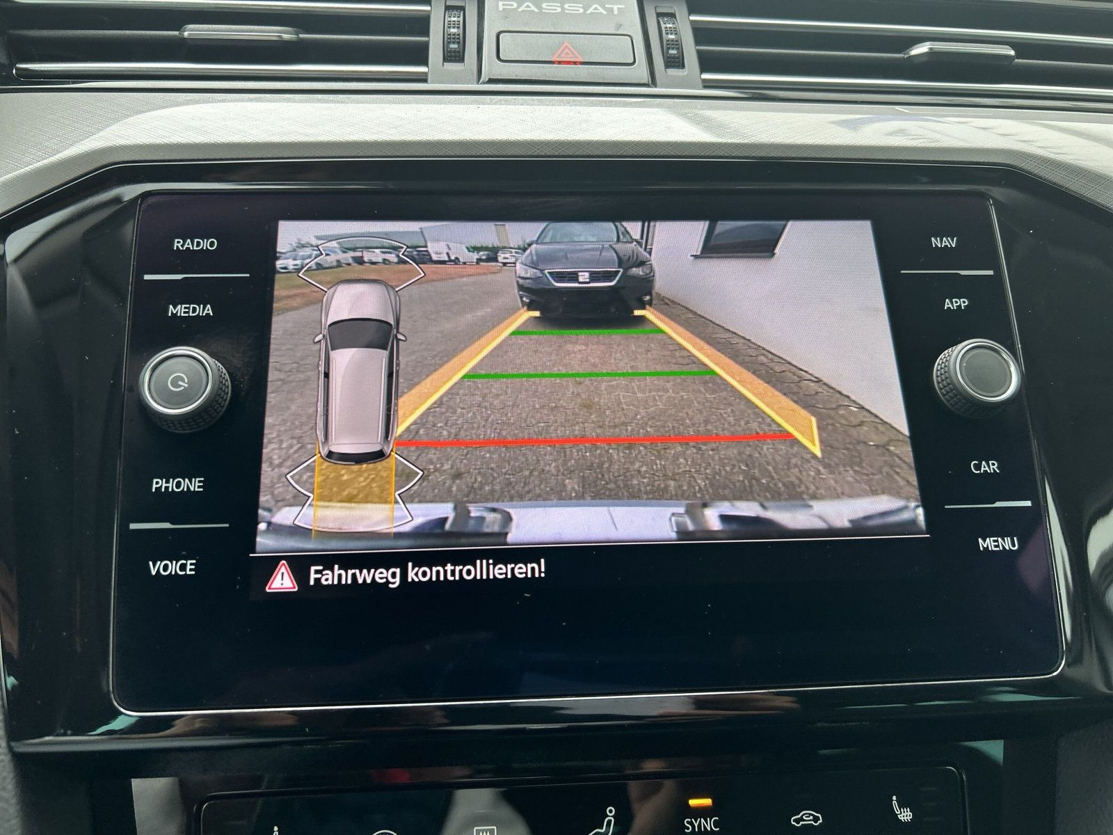 Volkswagen - Passat Variant_22