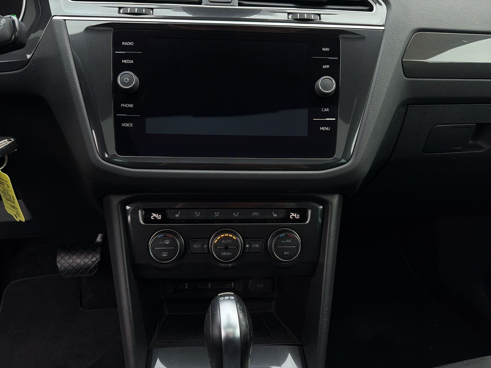 Volkswagen - Tiguan_16