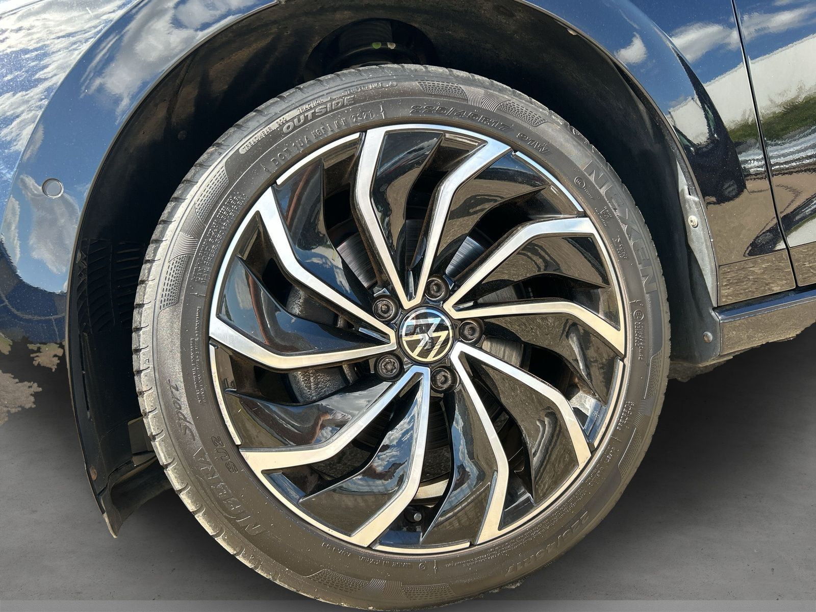 Volkswagen - Golf_21