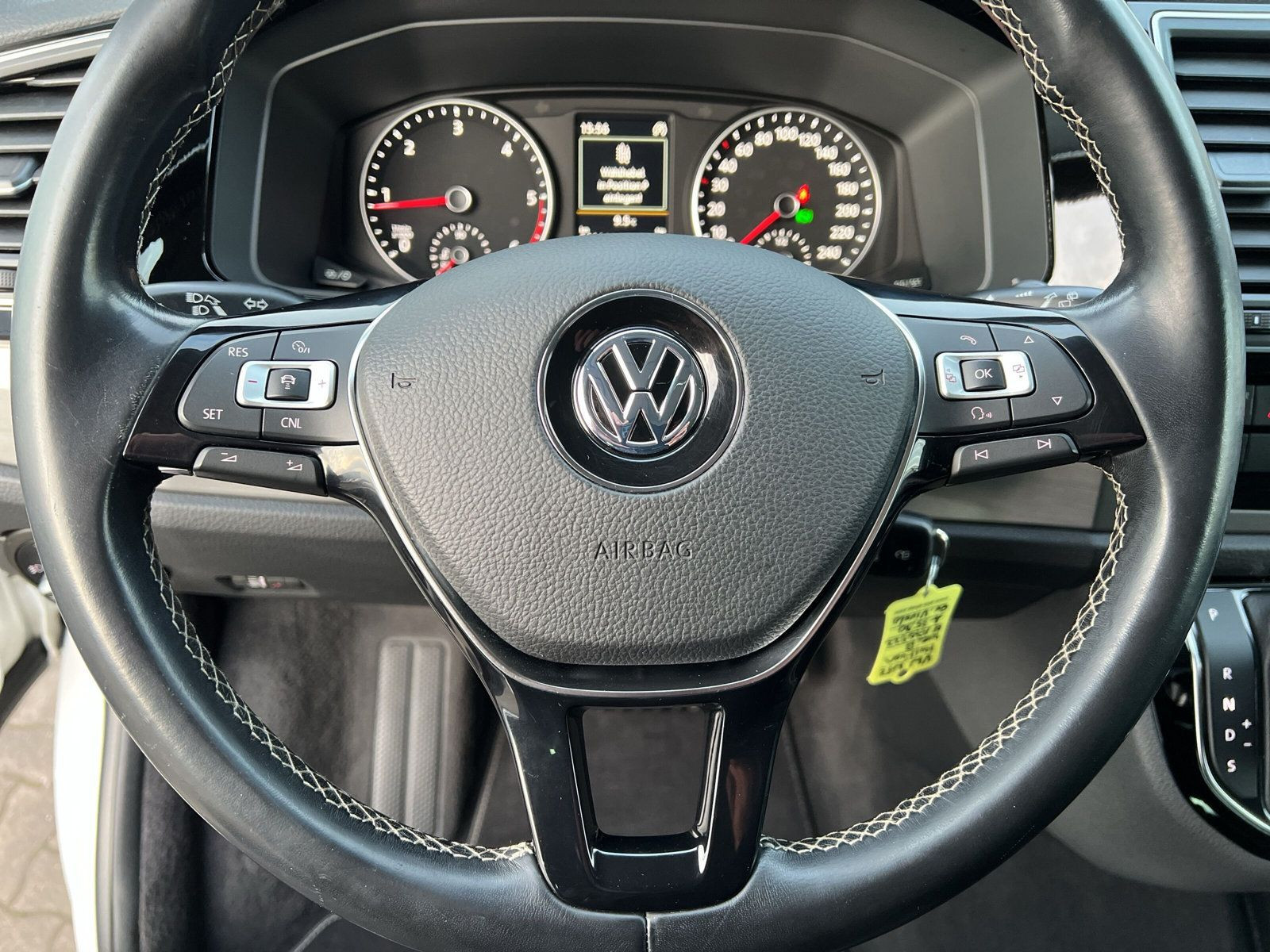 Volkswagen - T6 Multivan_23