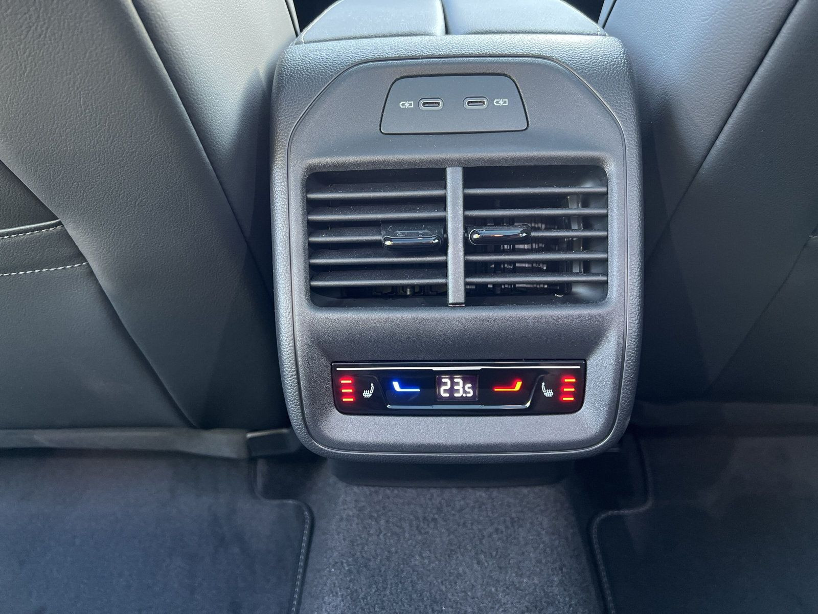 Volkswagen - Passat Variant_31