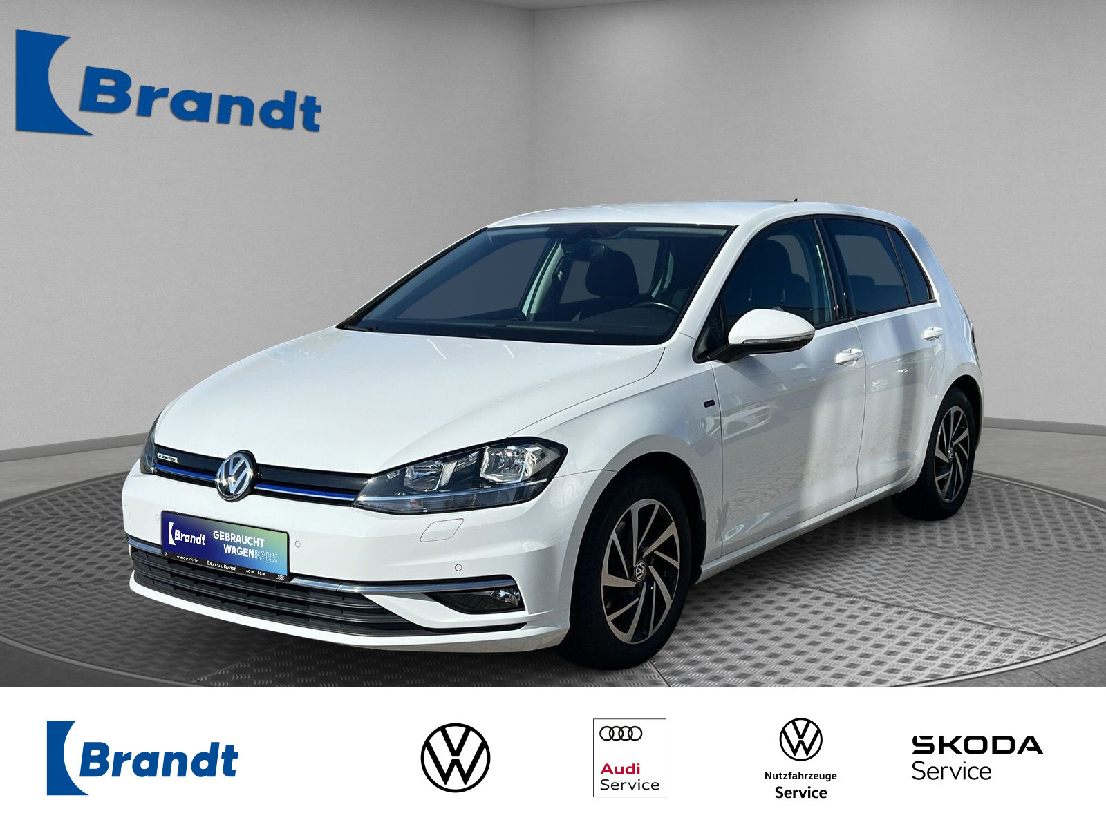 Volkswagen - Golf_1