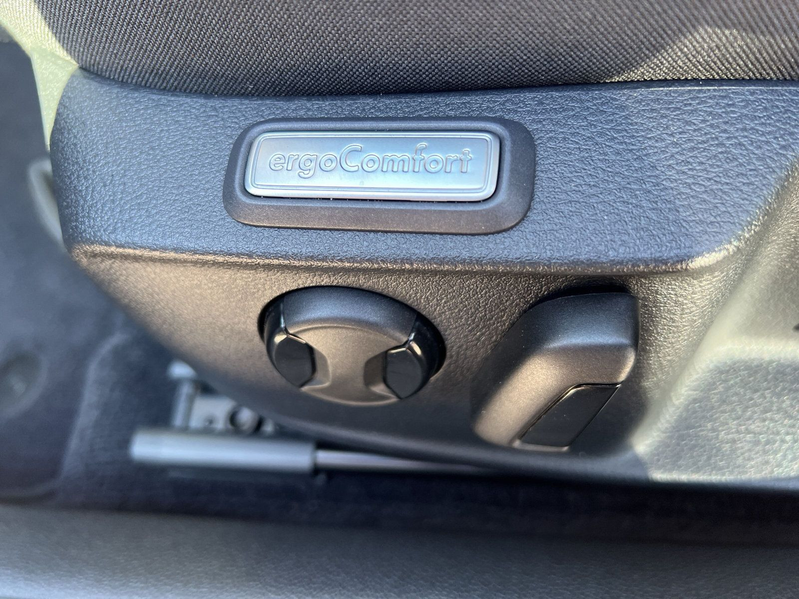 Volkswagen - Passat Variant_26