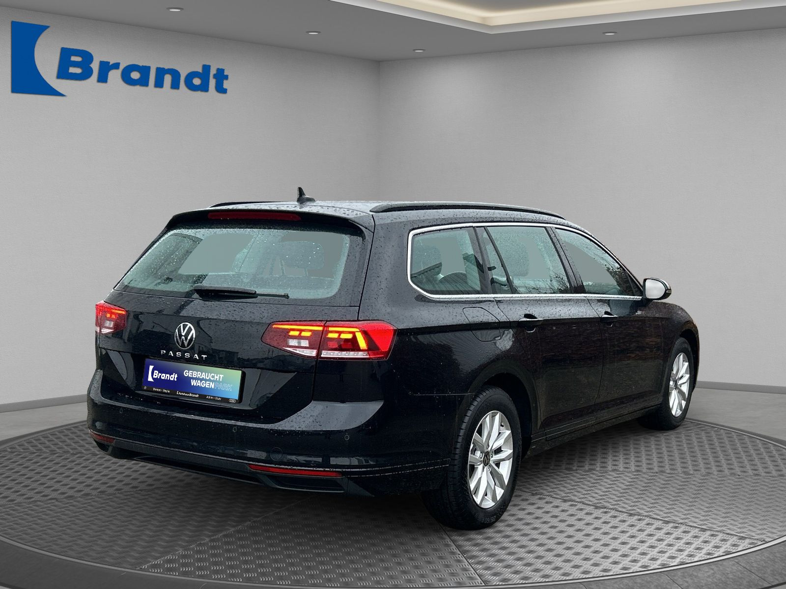 Volkswagen - Passat Variant_3