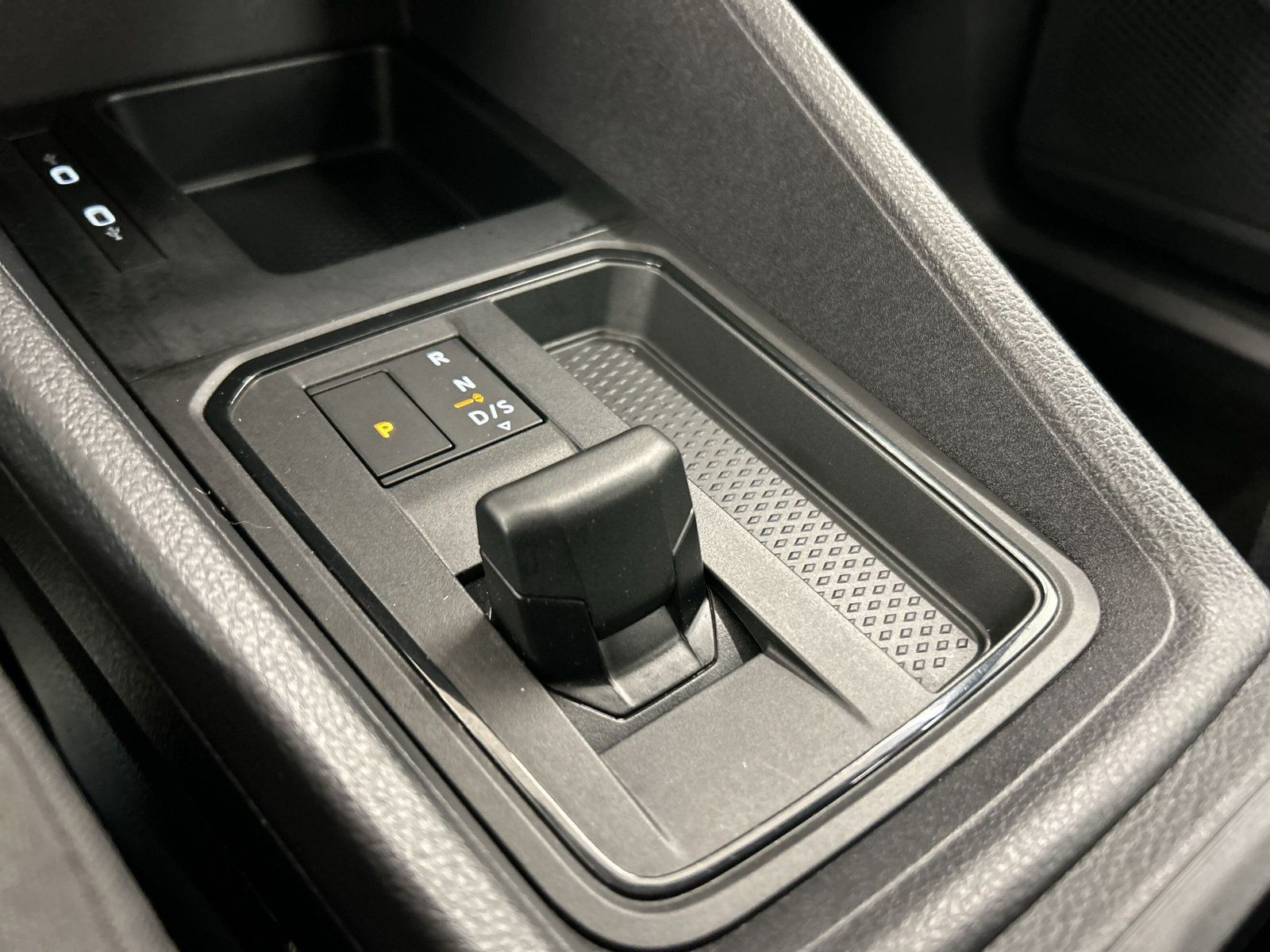 Volkswagen - Caddy_14