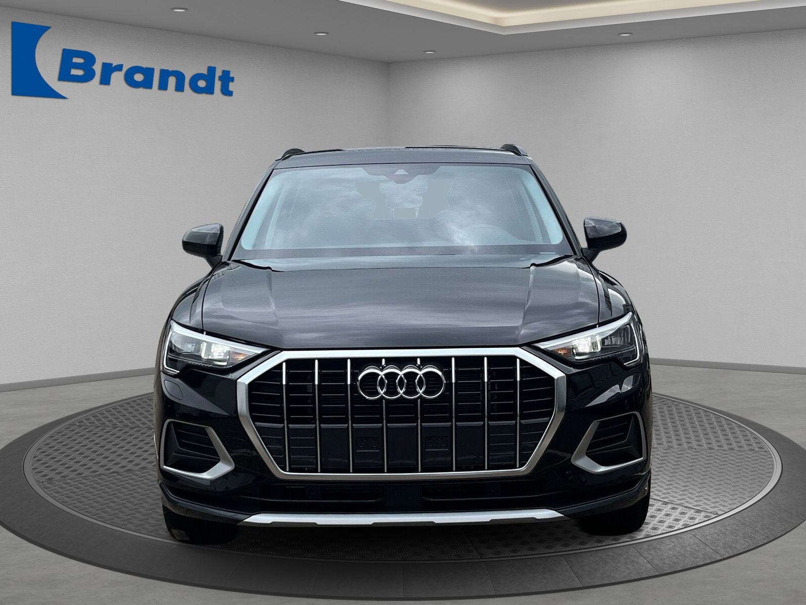 Audi - Q3_4