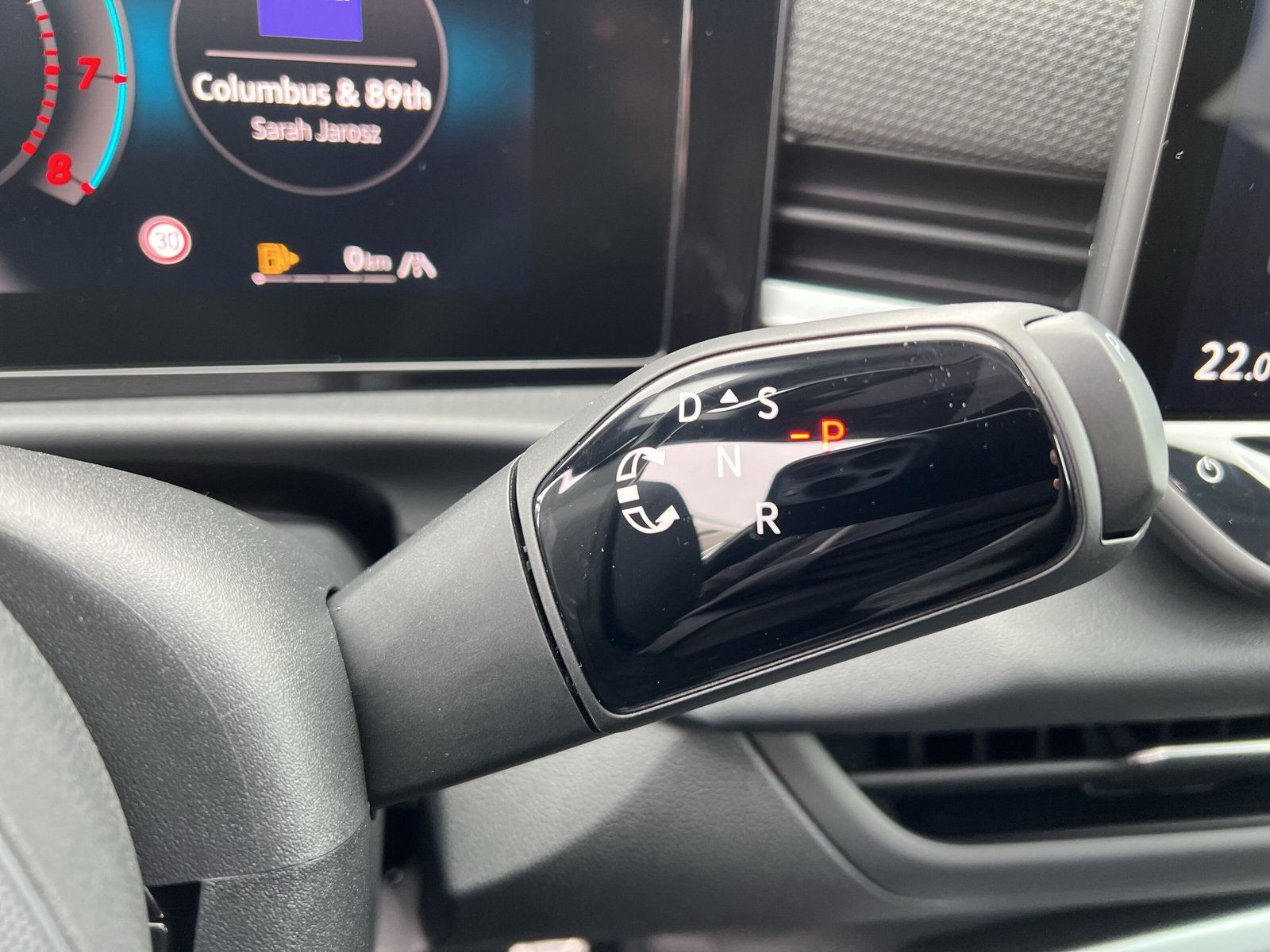 Volkswagen - T-Roc_16