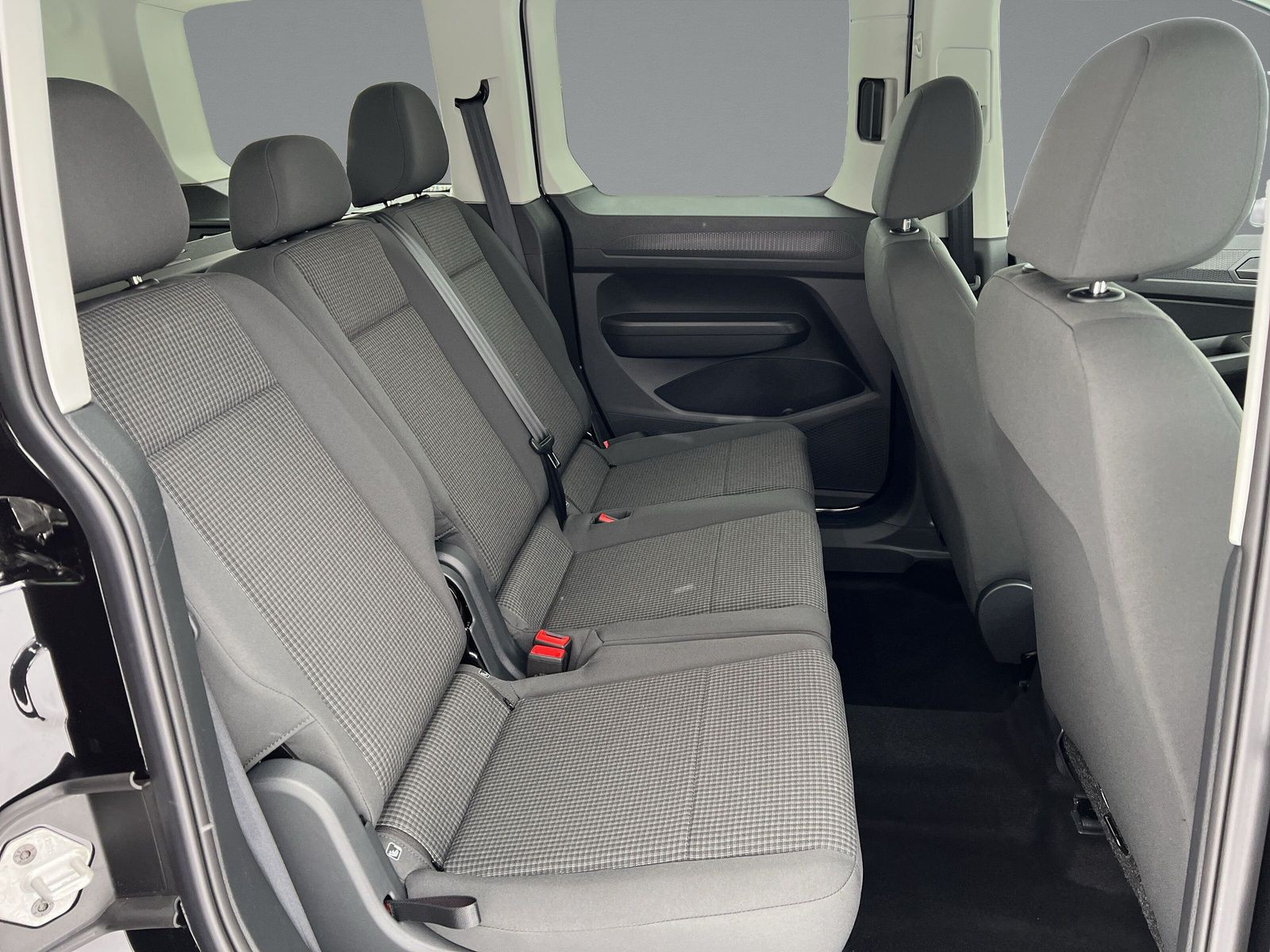 Volkswagen - Caddy_12