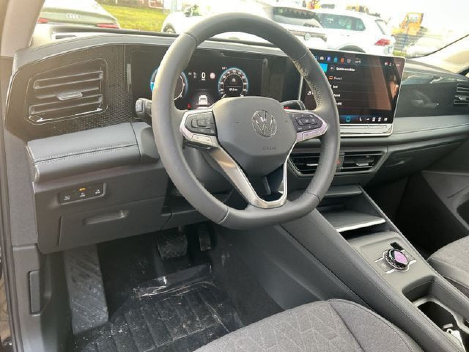 Volkswagen - Tiguan_9