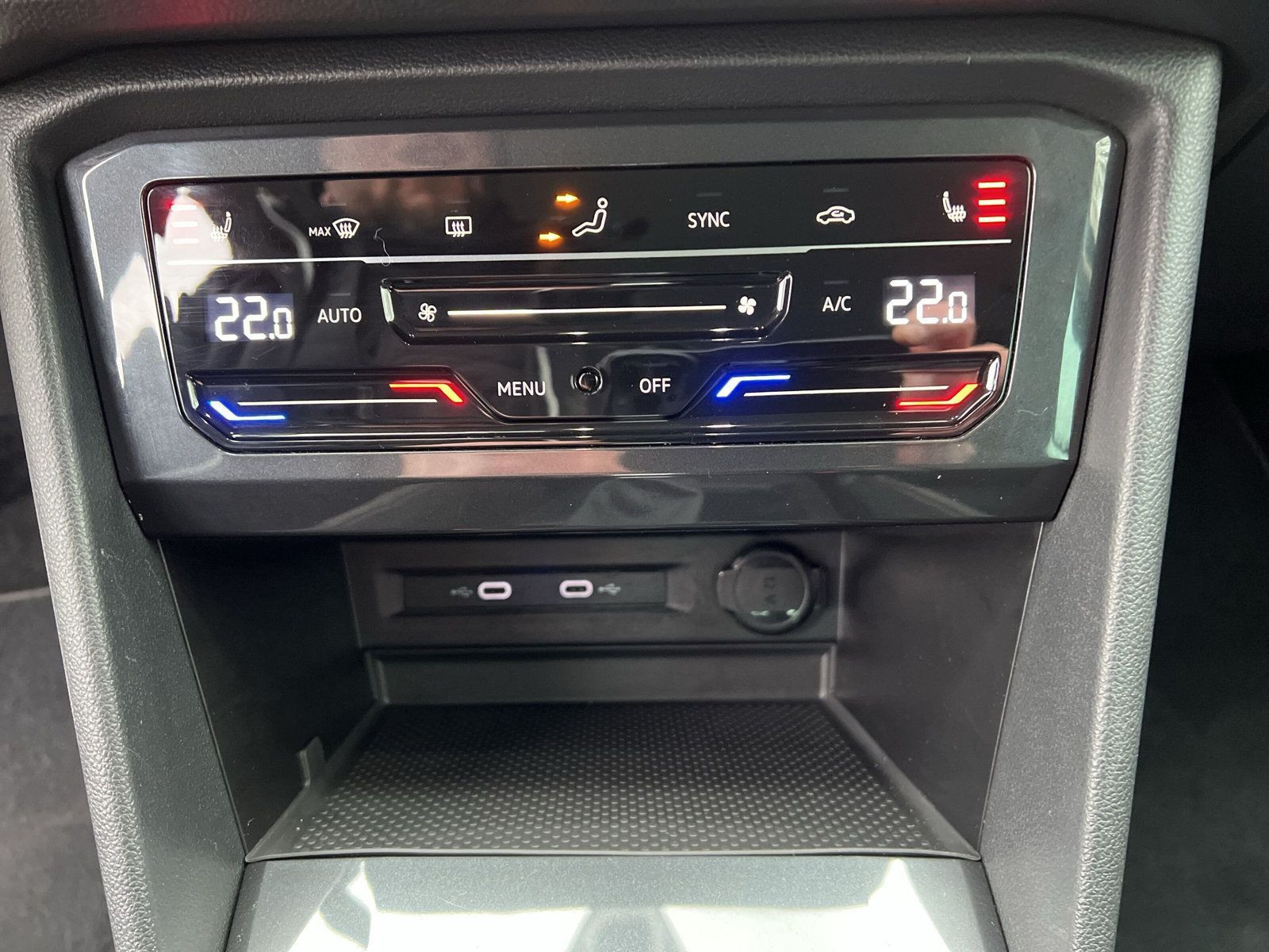 Volkswagen - Tiguan_16