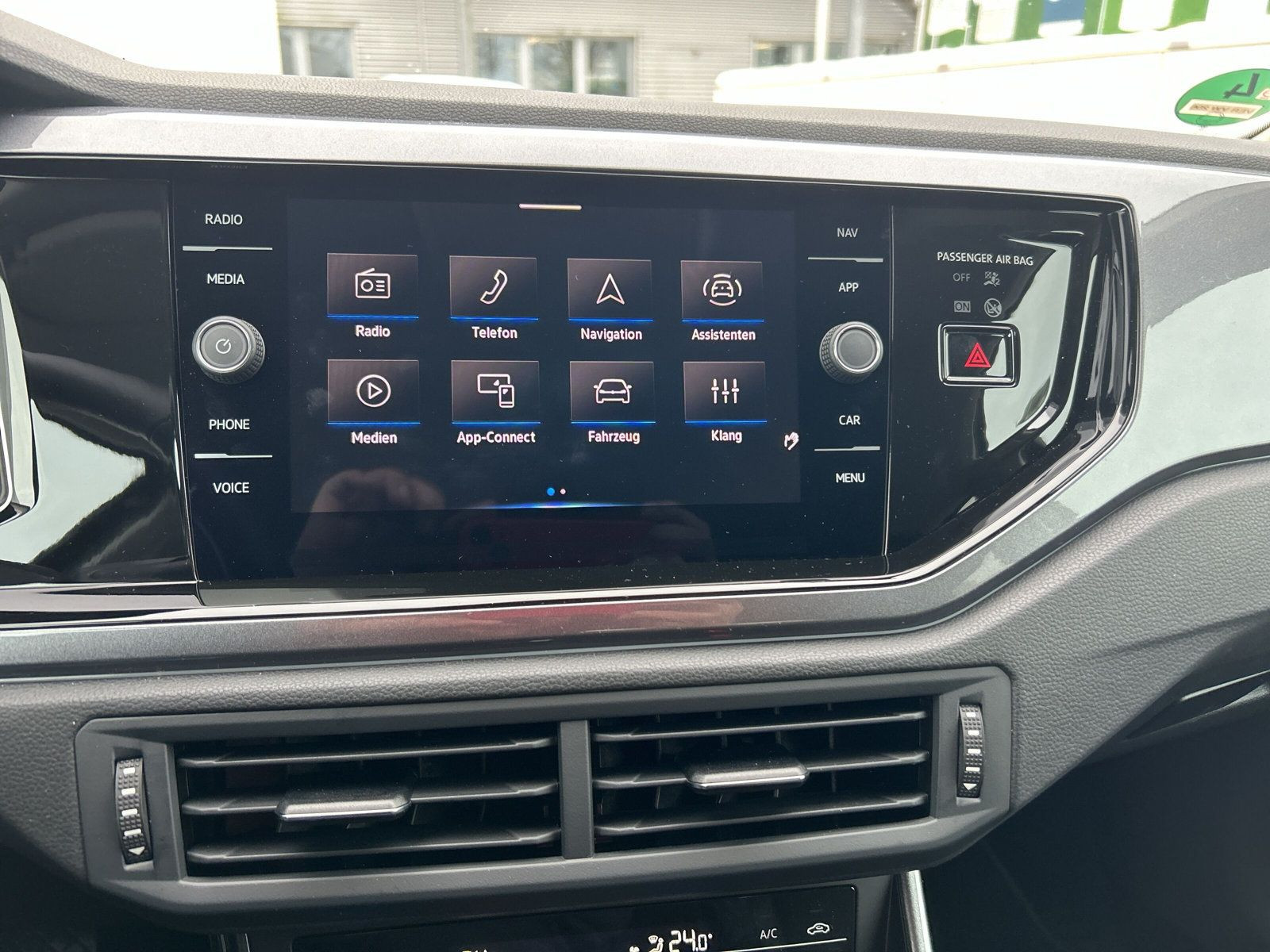 Volkswagen - Polo_16