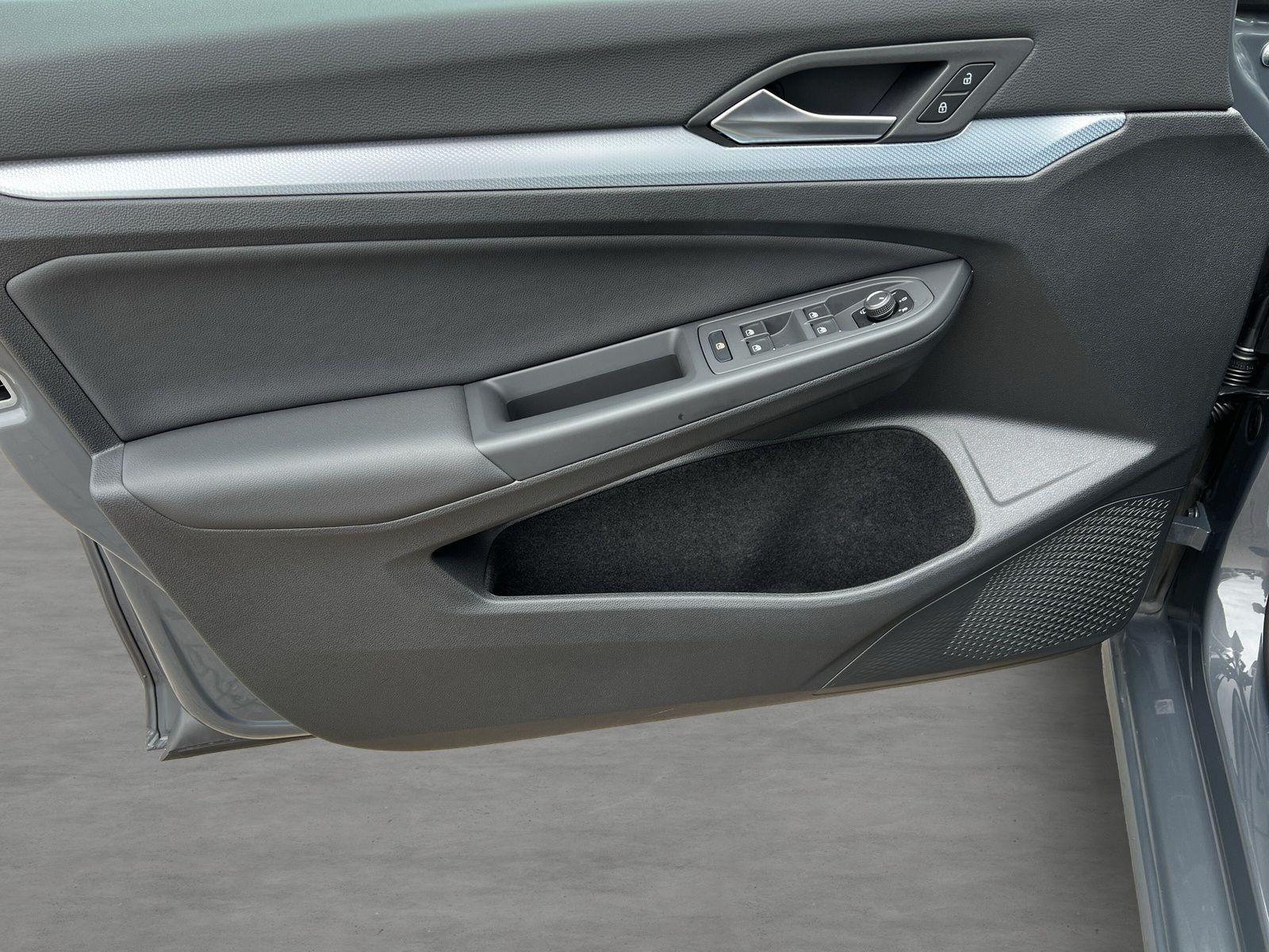 Volkswagen - Golf_21