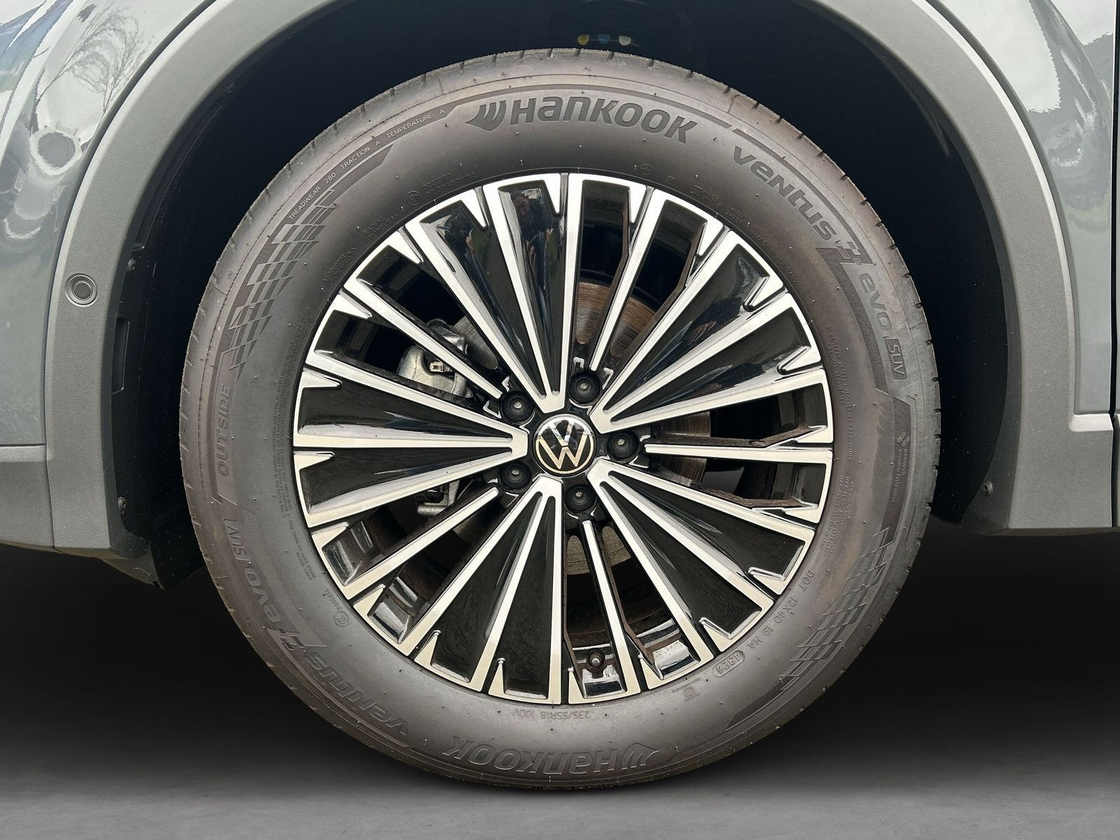 Volkswagen - Tiguan_6