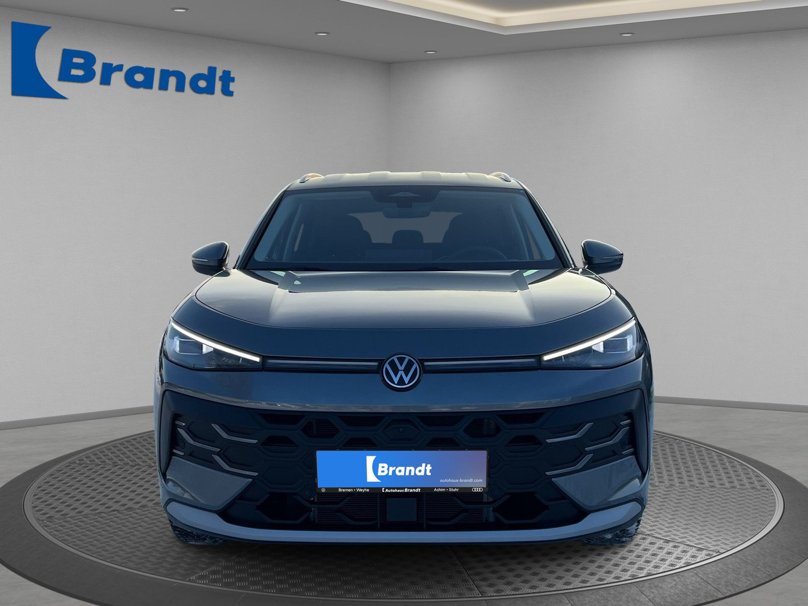 Volkswagen - T-Roc_4