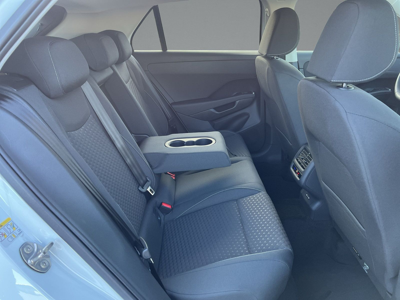 Volkswagen - T-Roc_14