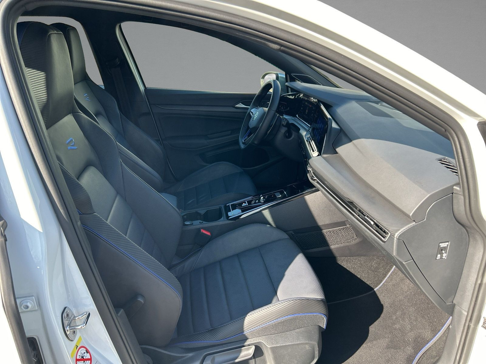 Volkswagen - Golf_12 Volkswagen - Golf_12