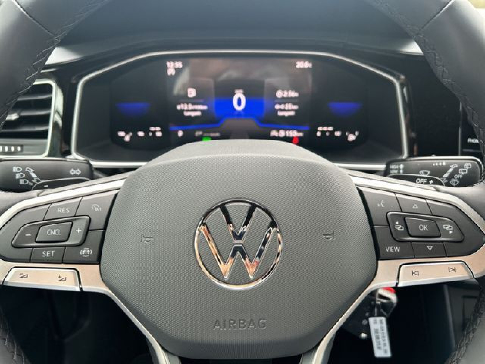 Volkswagen - Taigo_25