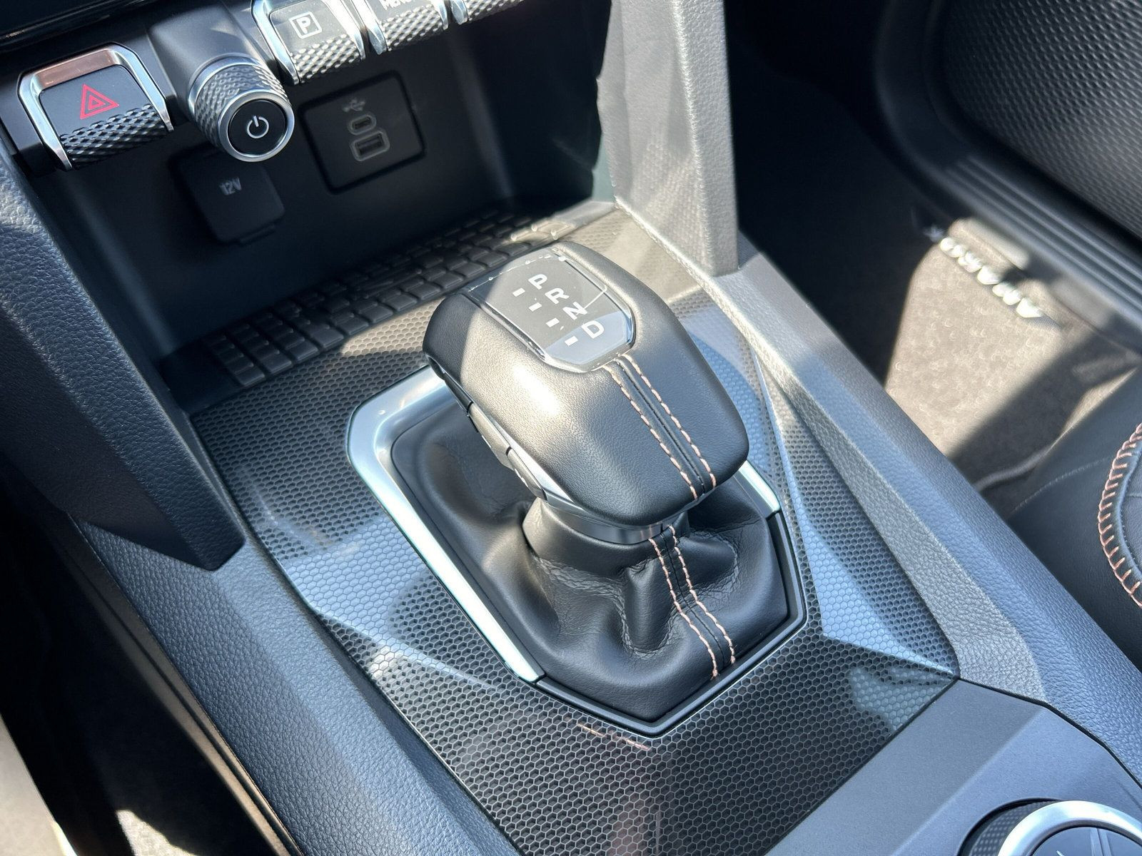 Volkswagen - Amarok_15