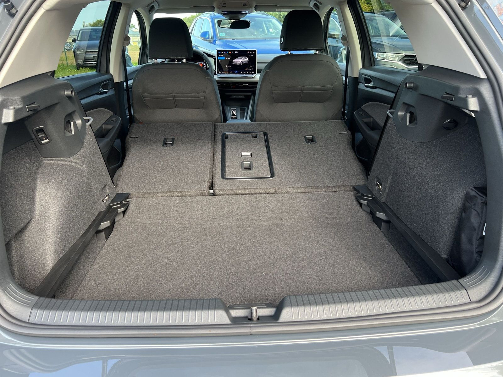 Volkswagen - Golf_27