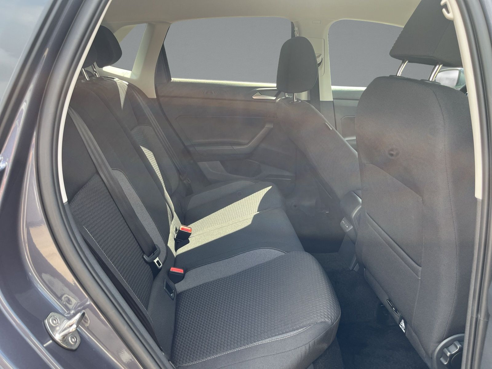 Volkswagen - Polo_13