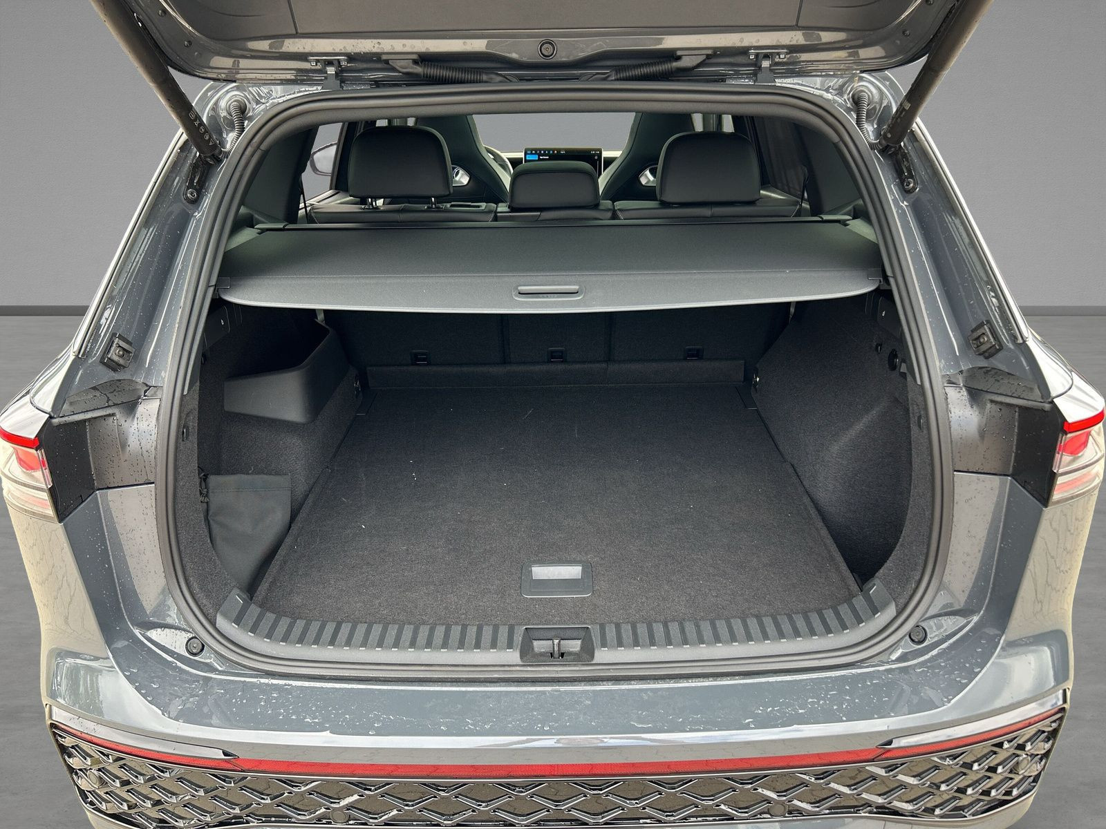 Volkswagen - Tayron_12