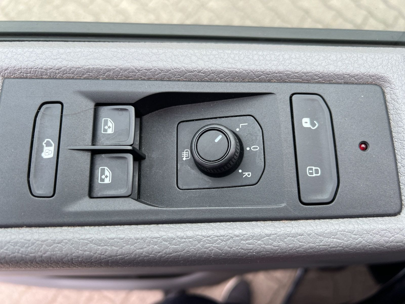 Volkswagen - T6.1 Transporter_24