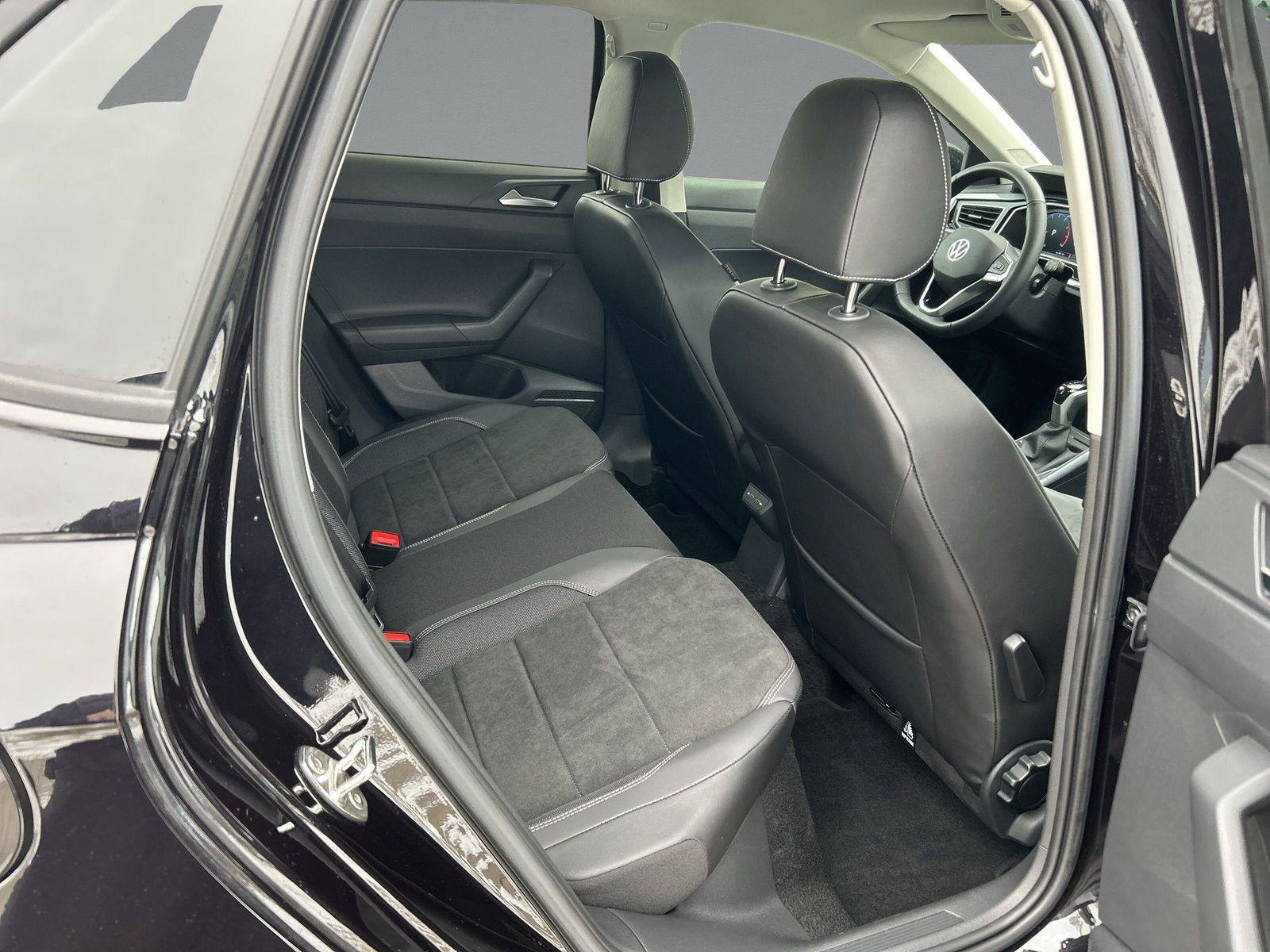 Volkswagen - Polo_12