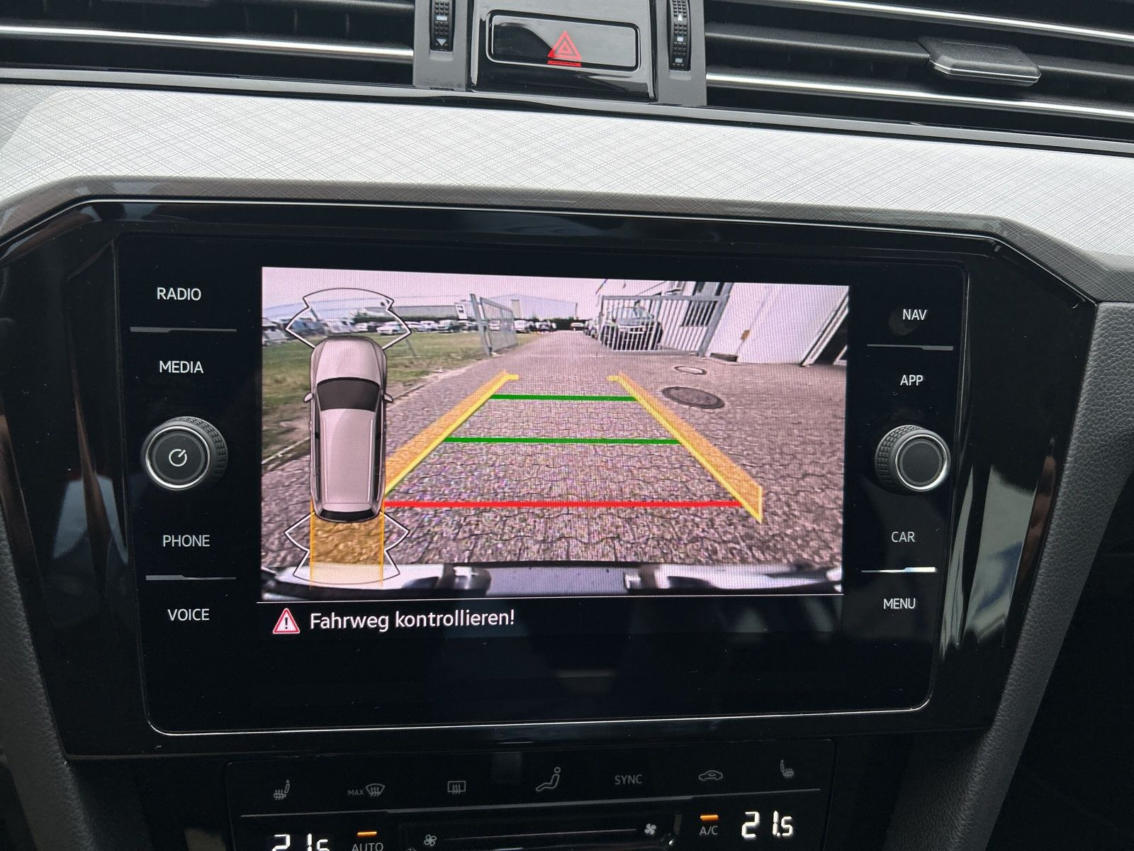 Volkswagen - Passat Variant_22